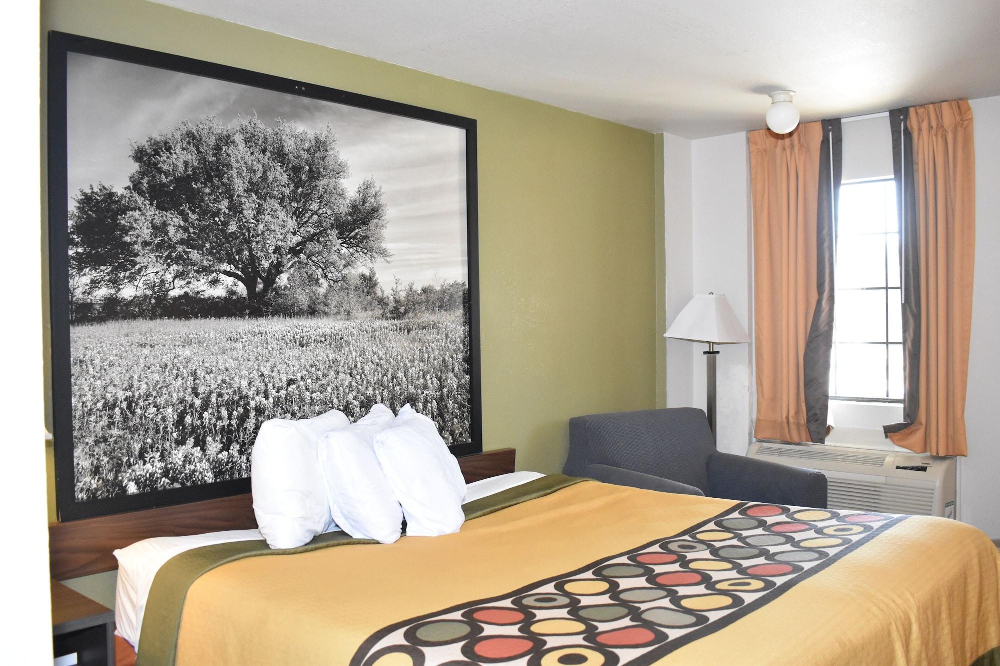 Hotel Super 8 By Wyndham Fredericksburg Esterno foto