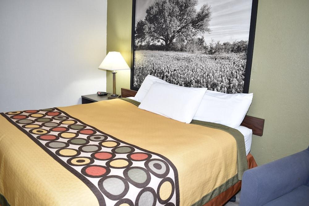 Hotel Super 8 By Wyndham Fredericksburg Esterno foto
