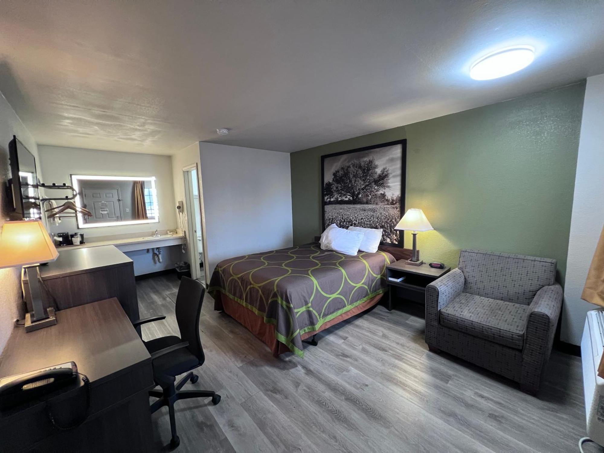 Hotel Super 8 By Wyndham Fredericksburg Esterno foto